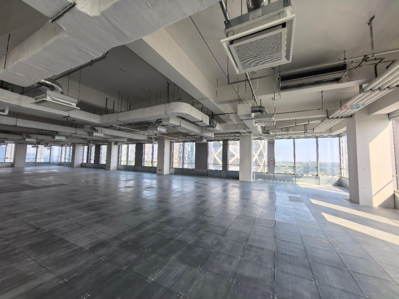 鹏润中心       800平米办公室 